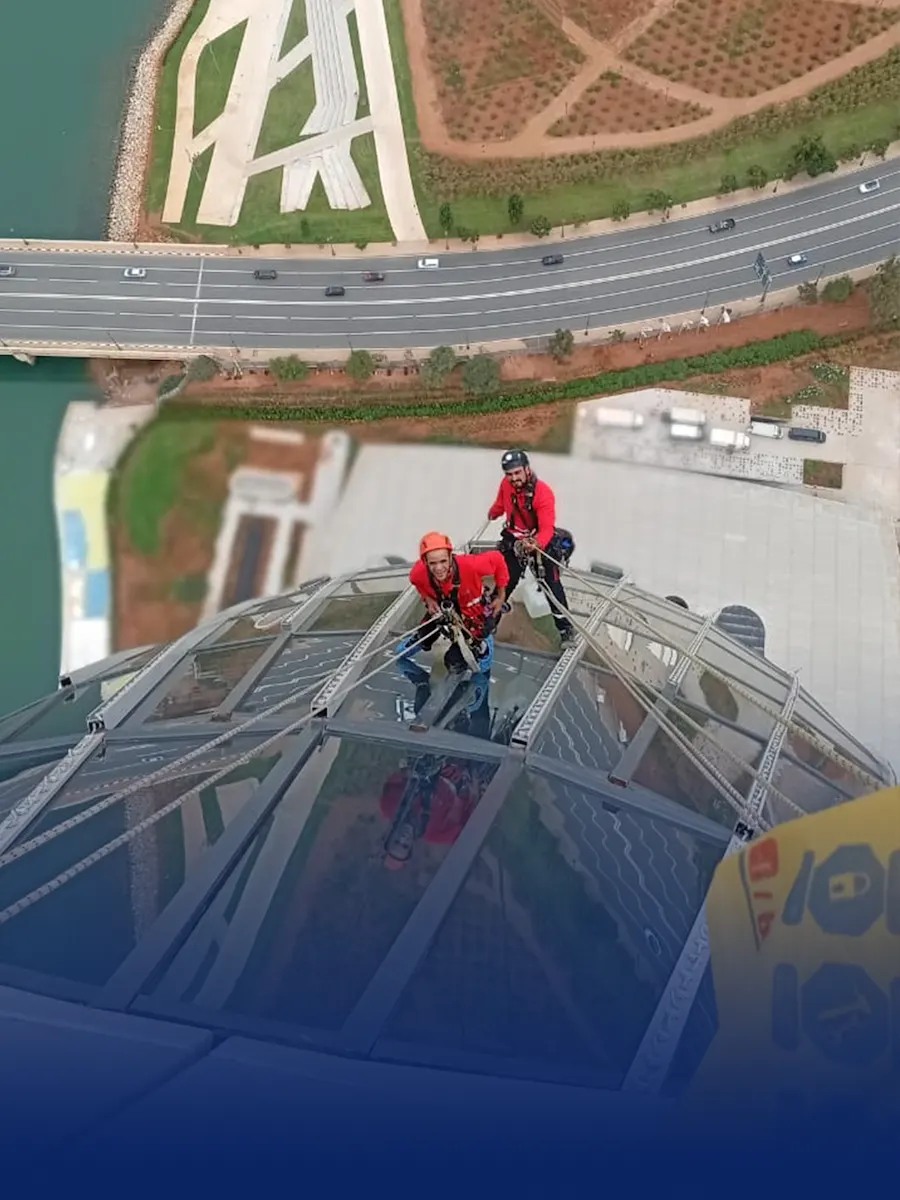 Technicien cordiste AM VERTECH Maroc - Expert en travaux en hauteur